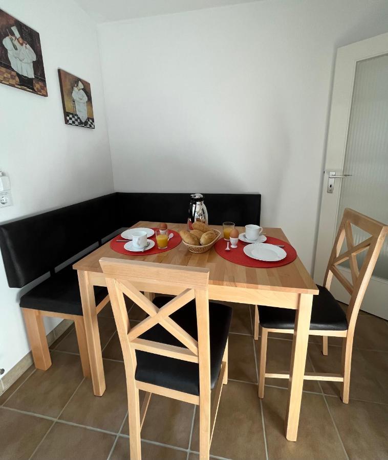 Ferienwohnung Bergstrasse Wilhelmsdorf エクステリア 写真